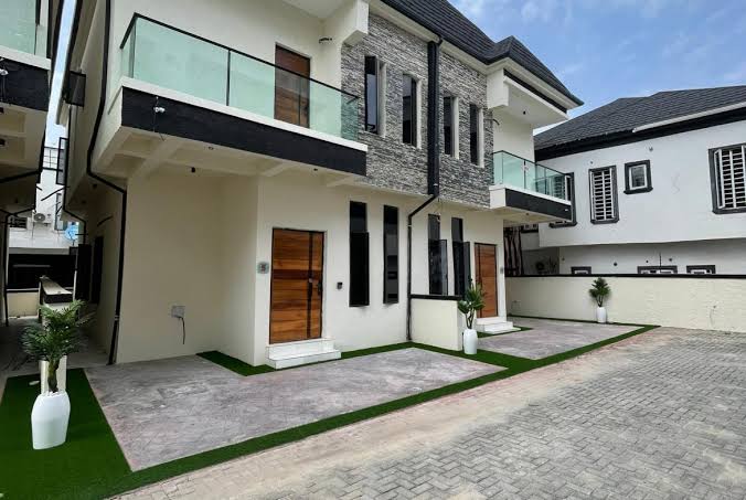 Modern Twin Duplex with Ample Parking — Ibadan, Oyo State